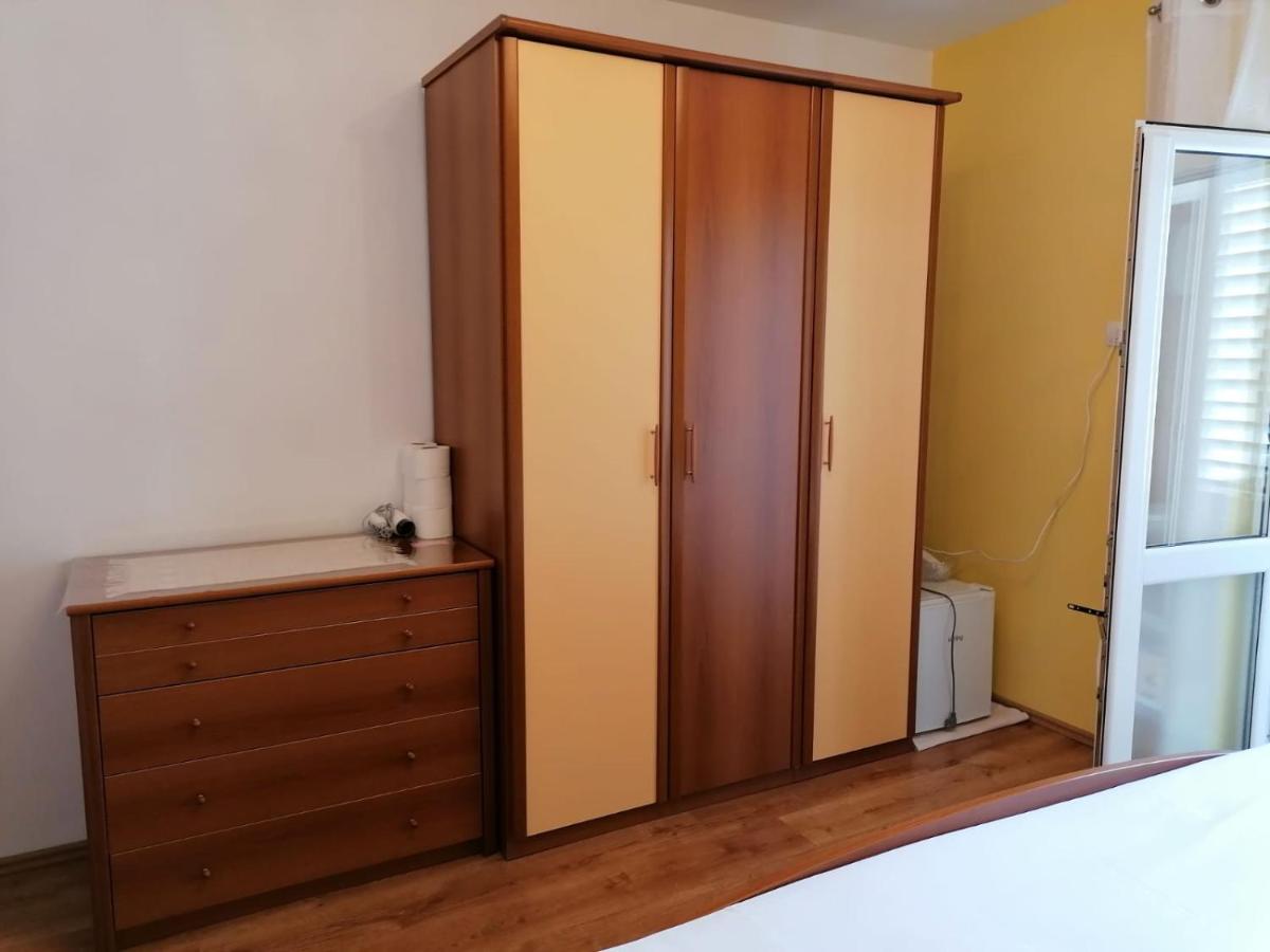 Guest House Lucija Makarská Exteriér fotografie